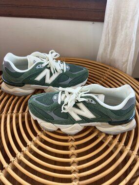 Green New Balance